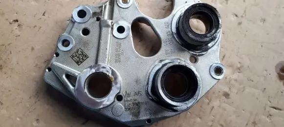 Audi A6 S6 C7 4G Timing chain cover 079109360AK