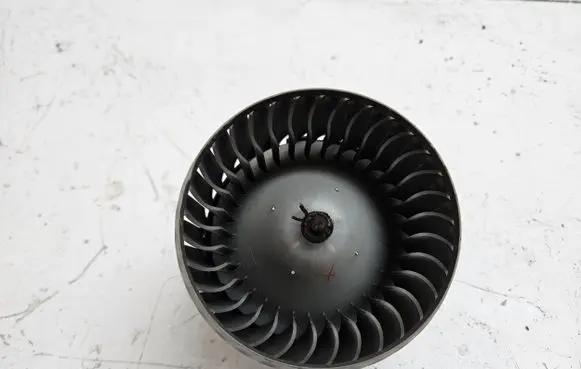 Mitsubishi Colt Heater fan/blower 1736006902