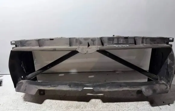 BMW 1 F20 F21 Intercooler air guide/duct channel 7245771 15677210