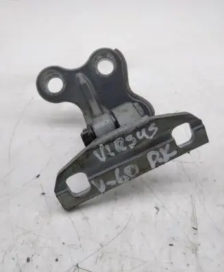 Volvo V60 Front door upper hinge