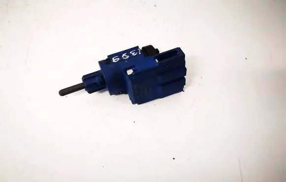 Audi A6 S6 C6 4F Brake pedal sensor switch 1J0927189F