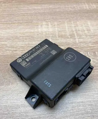 Audi A6 S6 C6 4F Gateway control module 4F0907468M 4F0907468F
