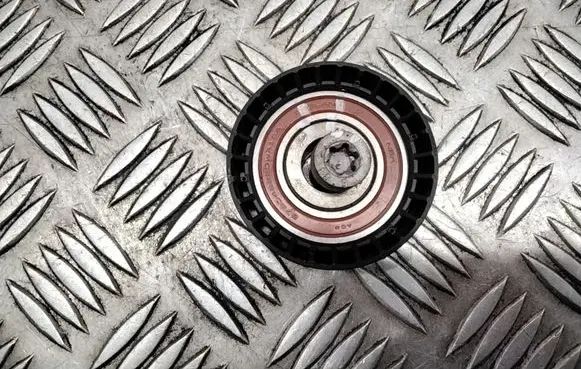 Volvo V70 Timing belt tensioner pulley 