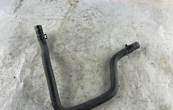 Audi A4 S4 B7 8E 8H Engine coolant pipe/hose 8E0121107AH 8E0121107