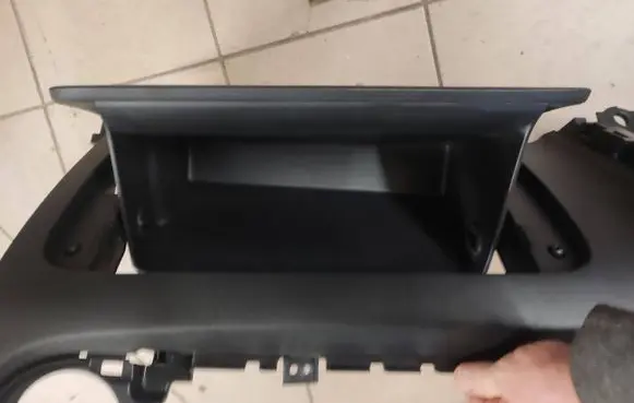 Hyundai Kona I Glove box 84540-DD000TRY 82335736 20021020135