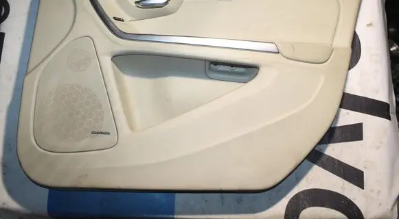 Volvo S60 Front door card panel trim 8635860