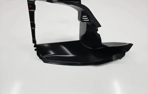 Audi RS Q8 Intercooler air guide/duct channel 4M8121674