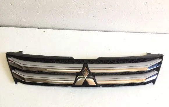 Mitsubishi Eclipse Cross Front bumper upper radiator grill 679900932