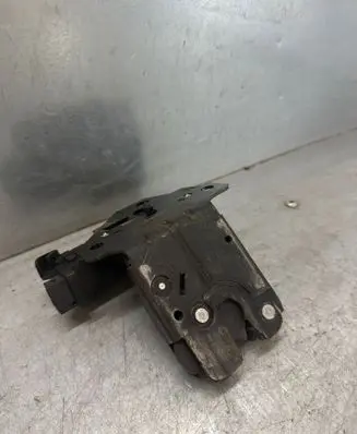 Audi A4 S4 B7 8E 8H Tailgate/trunk/boot lock/catch/latch 8P4827505C