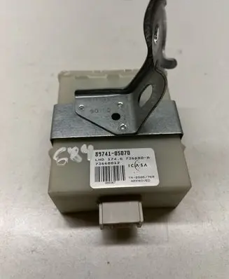 Toyota Avensis T250 Door control unit/module 8974105070