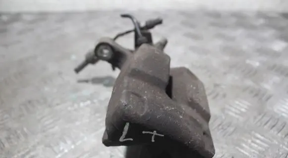 Renault Megane III Rear brake caliper