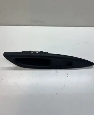 Mazda 6 Electric window control switch GJ6A685L1