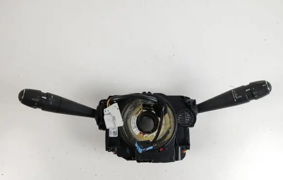 Citroen DS5 Wiper turn signal indicator stalk/switch 98000242ZD