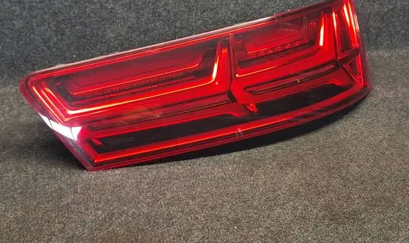 Rear/tail lights