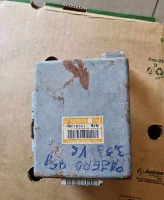 Mitsubishi Pajero Gearbox control unit/module MR196695 MR010855