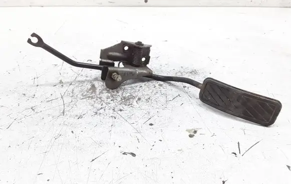 KIA Sorento Accelerator throttle pedal