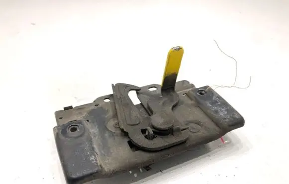 Ford Fiesta Engine bonnet/hood lock/catch 