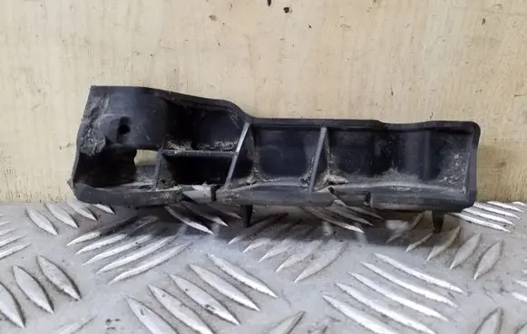 Audi A5 Sportback 8TA Front bumper mounting bracket 8T0807283A