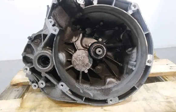 Volvo V40 Manual 5 speed gearbox CV6R7002GD