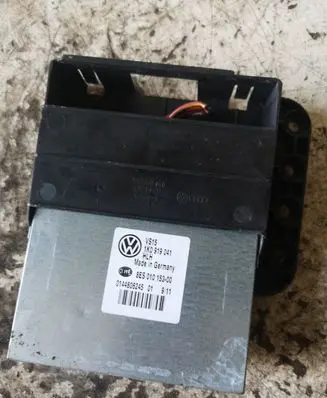 Seat Leon (1P) Voltage converter/converter module 1K0919041