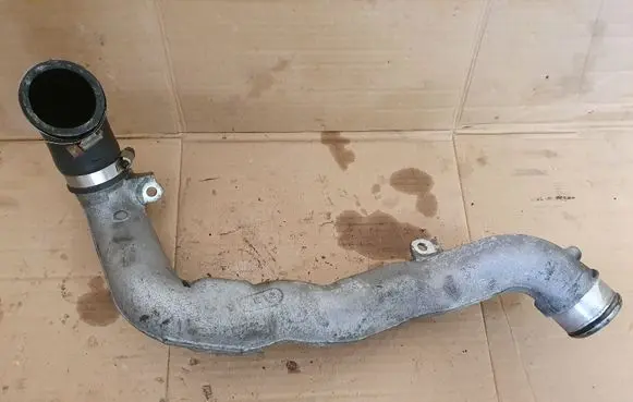 Mazda 5 Intercooler hose/pipe