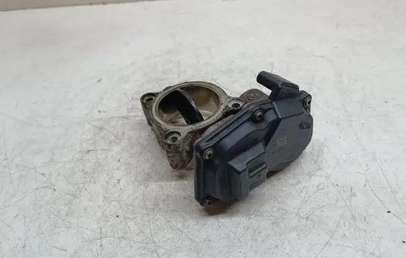 BMW 5 F10 F11 Throttle valve 7810752 13547810752