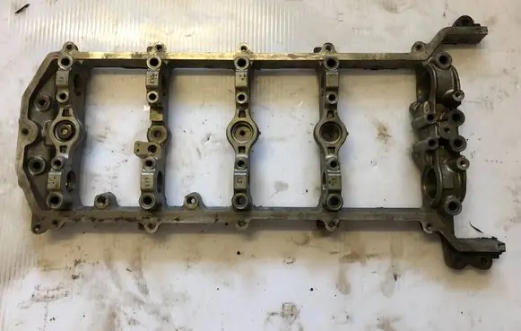 Hyundai Equus VI Engine head 22141-3F401