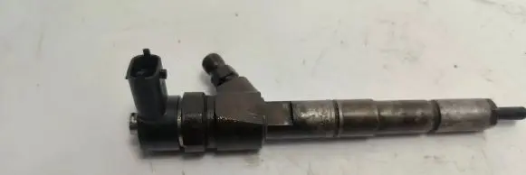 Opel Signum Fuel injector