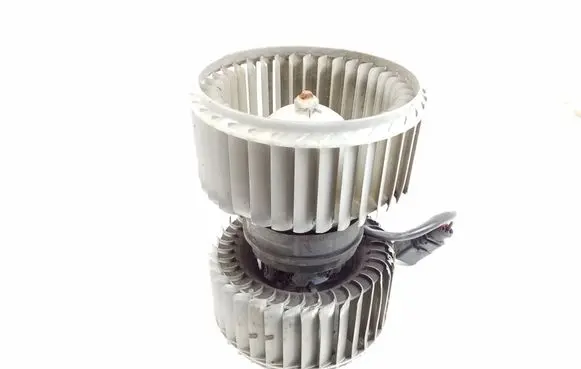 Volkswagen Phaeton Heater fan/blower 0130111045
