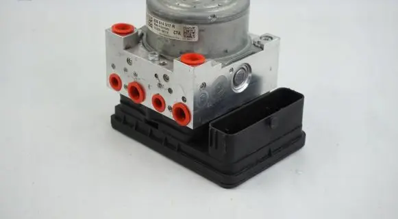 Volkswagen PASSAT B8 ABS Pump 3Q0614517R 3Q0907379R
