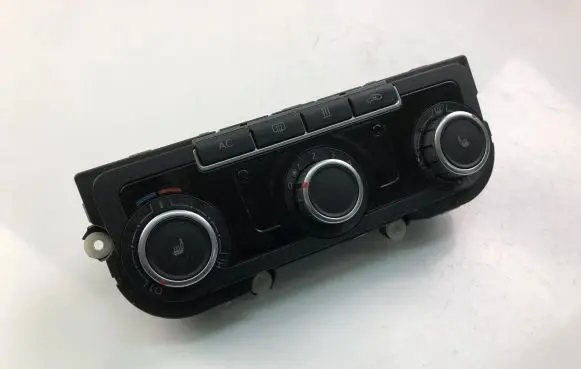 Volkswagen Caddy Interior fan control switch 7N0907426C