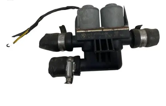 BMW X5 F15 Coolant heater control valve 6910544 64116910544 1147412166