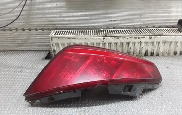 Nissan Murano Z50 Rear/tail lights 22063698