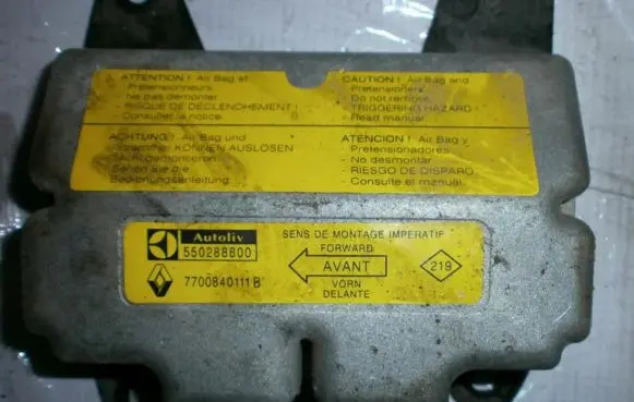 Renault Laguna I Airbag control unit/module 7700840111B 550288800