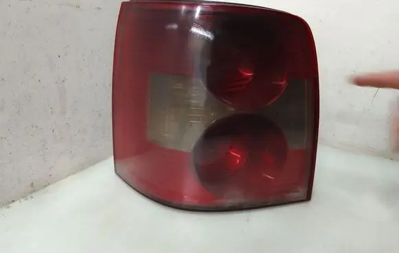 Volkswagen PASSAT B5.5 Rear/tail lights 3B9945095AA