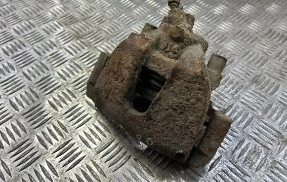 Mazda 3 I Front brake caliper