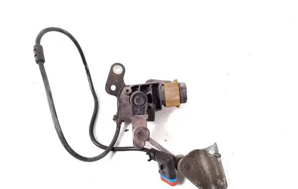 Mercedes-Benz E W212 Rear air suspension level height sensor A0045429918