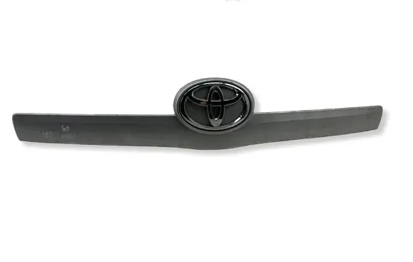 Toyota Verso Trunk door license plate light bar 768110F060