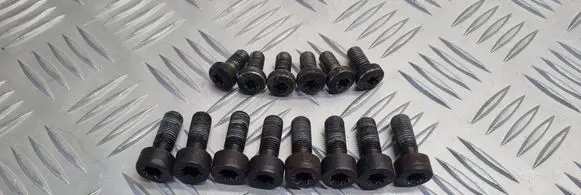 Volvo V50 Flywheel bolts 