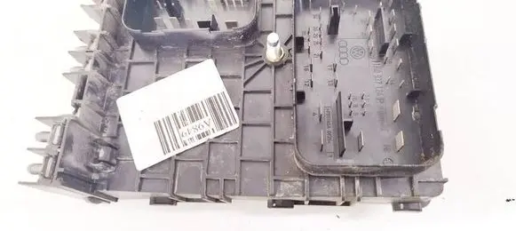 Volkswagen PASSAT B6 Fuse box set 1K0937124 1K0937124P