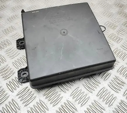 Mercedes-Benz S W223 Air suspension control unit module (rear) A2228050019 A2C7318770100