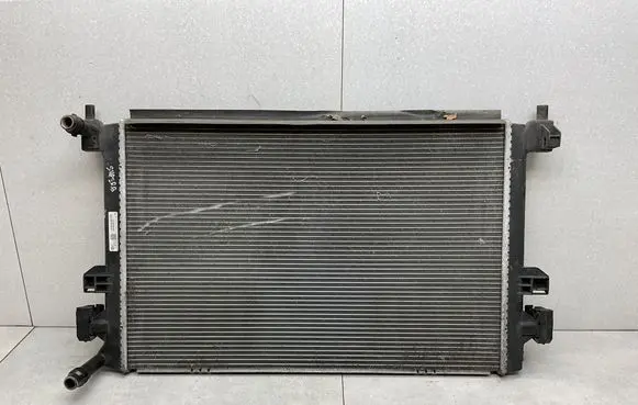 Skoda Superb B8 (3V) Coolant radiator 5Q0121251GB