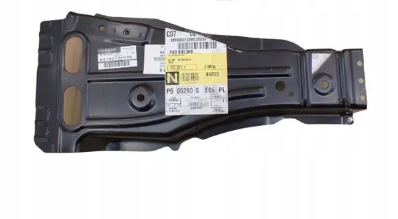 Nissan X-Trail T32 Front piece kit 641807FV0A