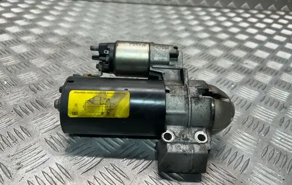 BMW 5 F10 F11 Starter motor 7801203