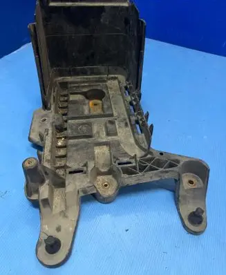Battery box tray