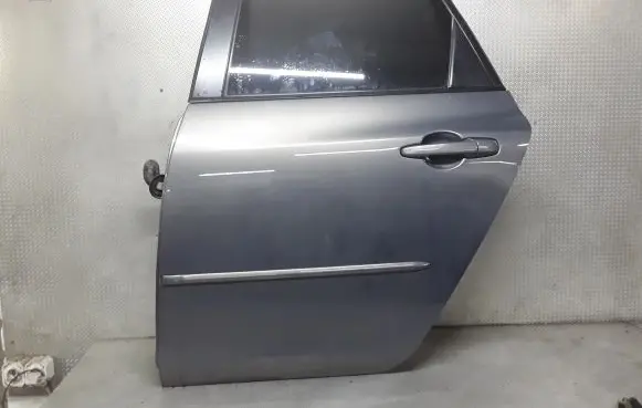 Mazda 3 I Rear door