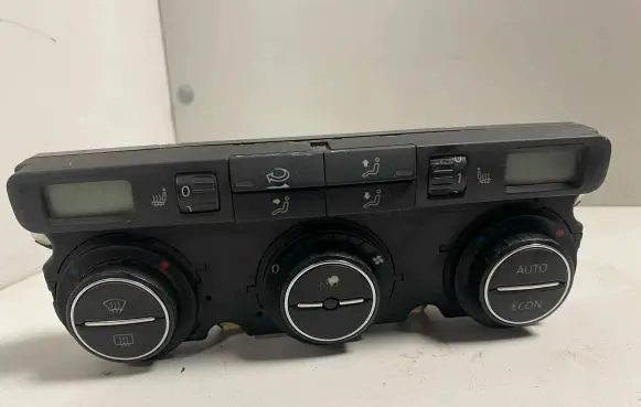 Volkswagen Touran I Climate control unit