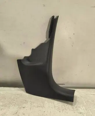 Audi A3 S3 8P Foot area side trim 8P0867272B 8P0867272C