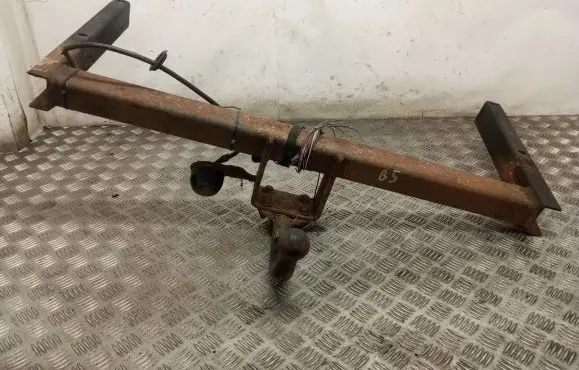 Volkswagen PASSAT B5 Tow bar 