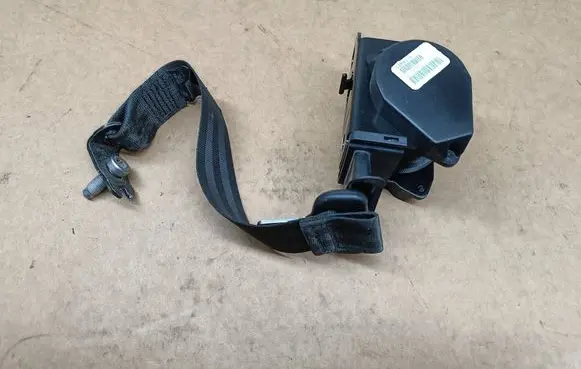 Volkswagen PASSAT B7 USA Rear seatbelt 561857805 211ZAV0132BTV 6188945F1B